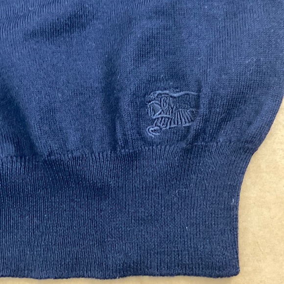 BURBERRY Extra Fine Merino wool pullover long sleeve sweater w collar 3 buttons - Picture 3 of 16